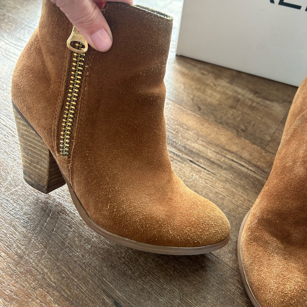 Aldo Women's Tan Suede Ankle Boots